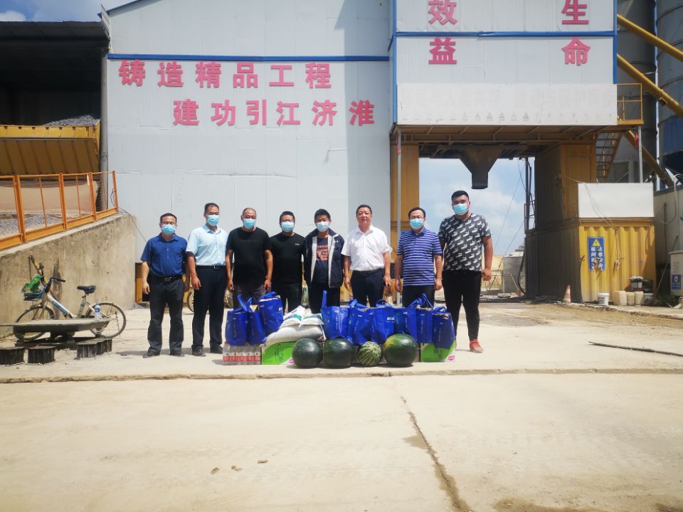 093735-434335.jpg 636CADBF9C7EB90C40E77B400637B38F.jpg