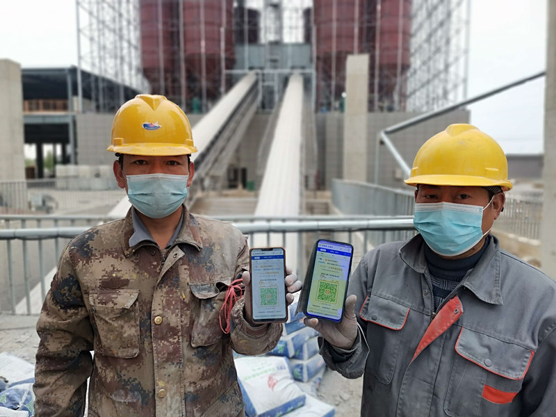 184505-924815.jpg 蚌埠建材新園區(qū)落實(shí)疫情防控4_副本.jpg